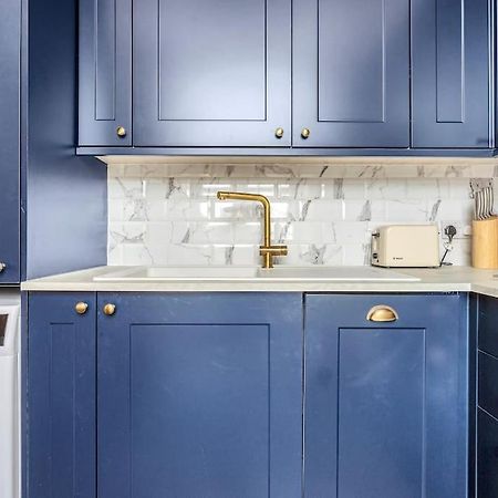 Boutique Modern Royal Mile Apartment Sleeps 4 Edinburgh Eksteriør billede
