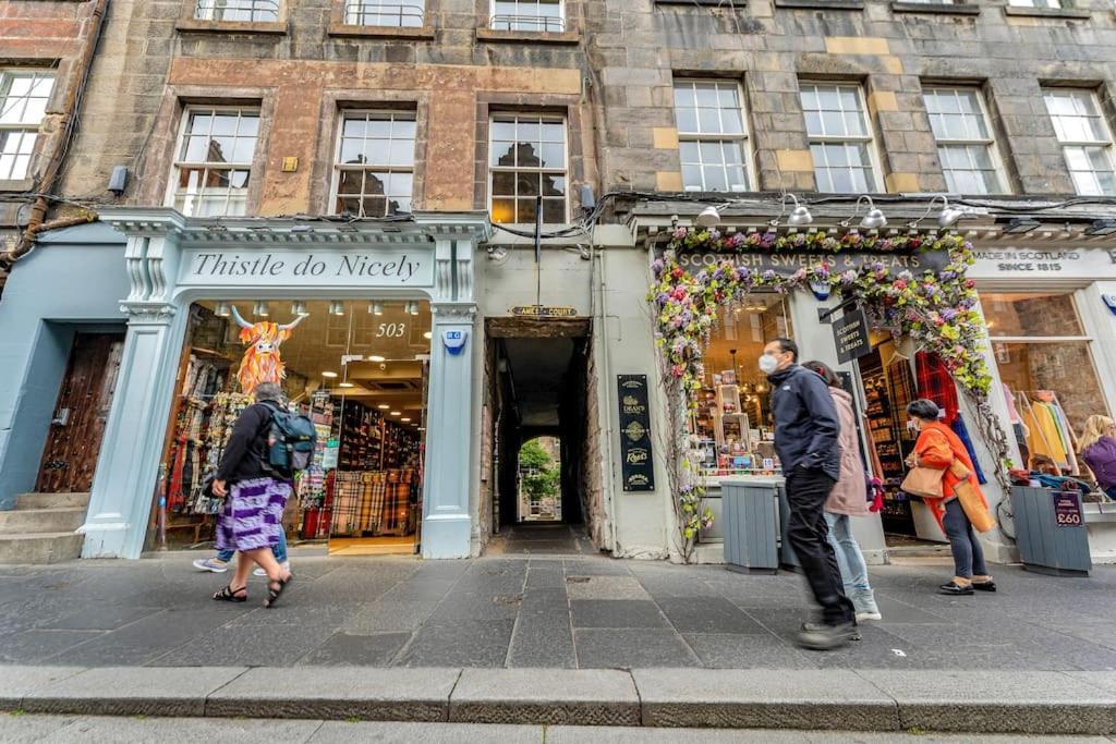 Boutique Modern Royal Mile Apartment Sleeps 4 Edinburgh Eksteriør billede